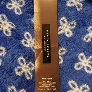 Fenty beauty long wear foundation